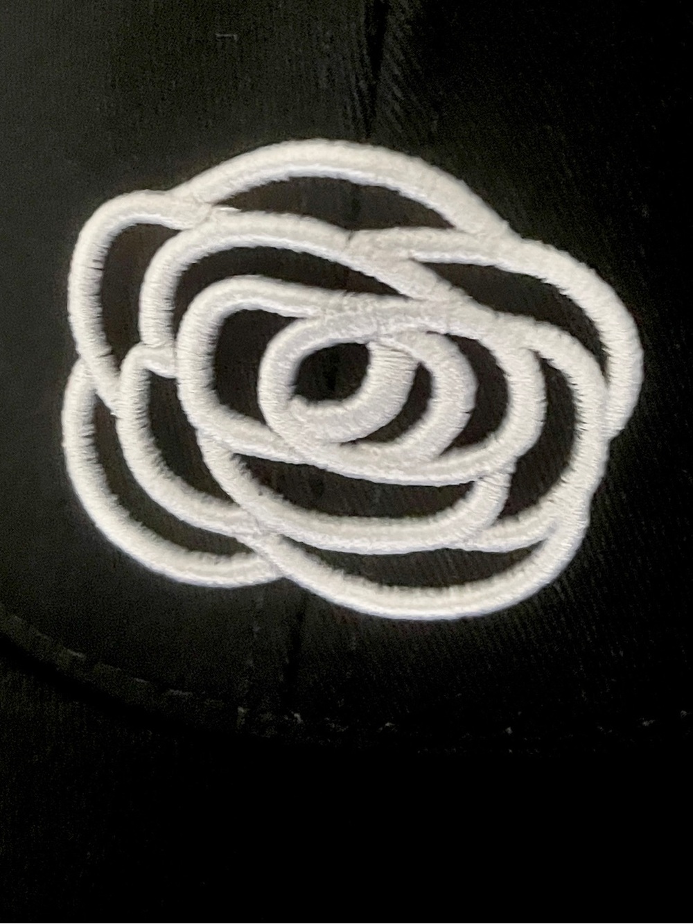 Fun Fashion New Cap Black w/white embroidered Camilla flower/Adjustable - Picture 2 of 7